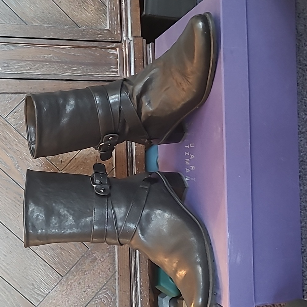 Stuart Weitzman size 8 Black boots